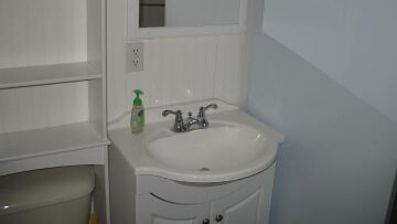 Finger Lakes Vacation Rental Wash Basin